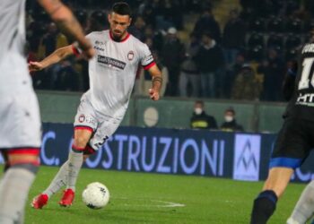 Calcio Serie B, 27^ giornata: Pisa vs Crotone 3-2